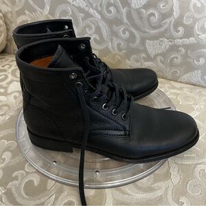 Frye “Tyler” Women’s Combat/Lace Up Boots